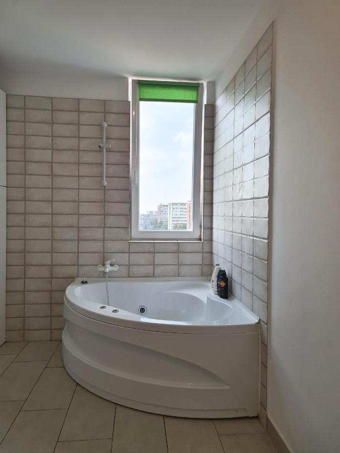 Apartament Urbana Arad Bagian luar foto